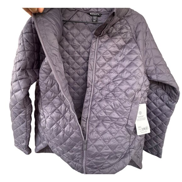 Athleta Whisper Featherless Quilted Jacket Medium Purple Nylon Repellent Violet - Picture 10 of 10